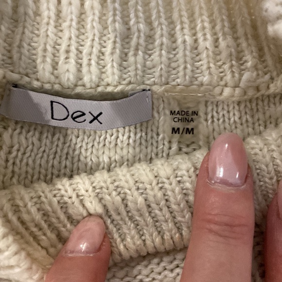 Dex cold shoulder sweater - Picture 2 of 2